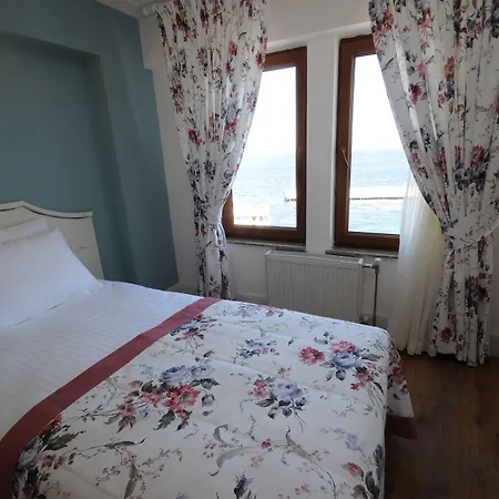 Limani Hotel